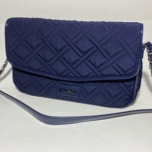 Pristine Vera Bradley Classic Navy Microfiber